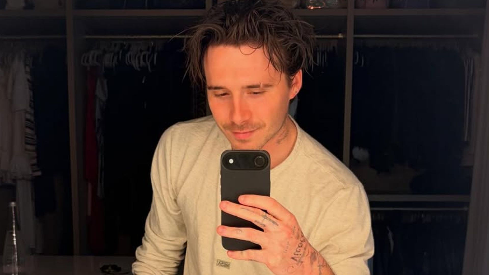 Brooklyn Beckham responde al desafío de Cruz con una imagen de Nicola Peltz: "Tú eres lo primero, lo último, mi todo"