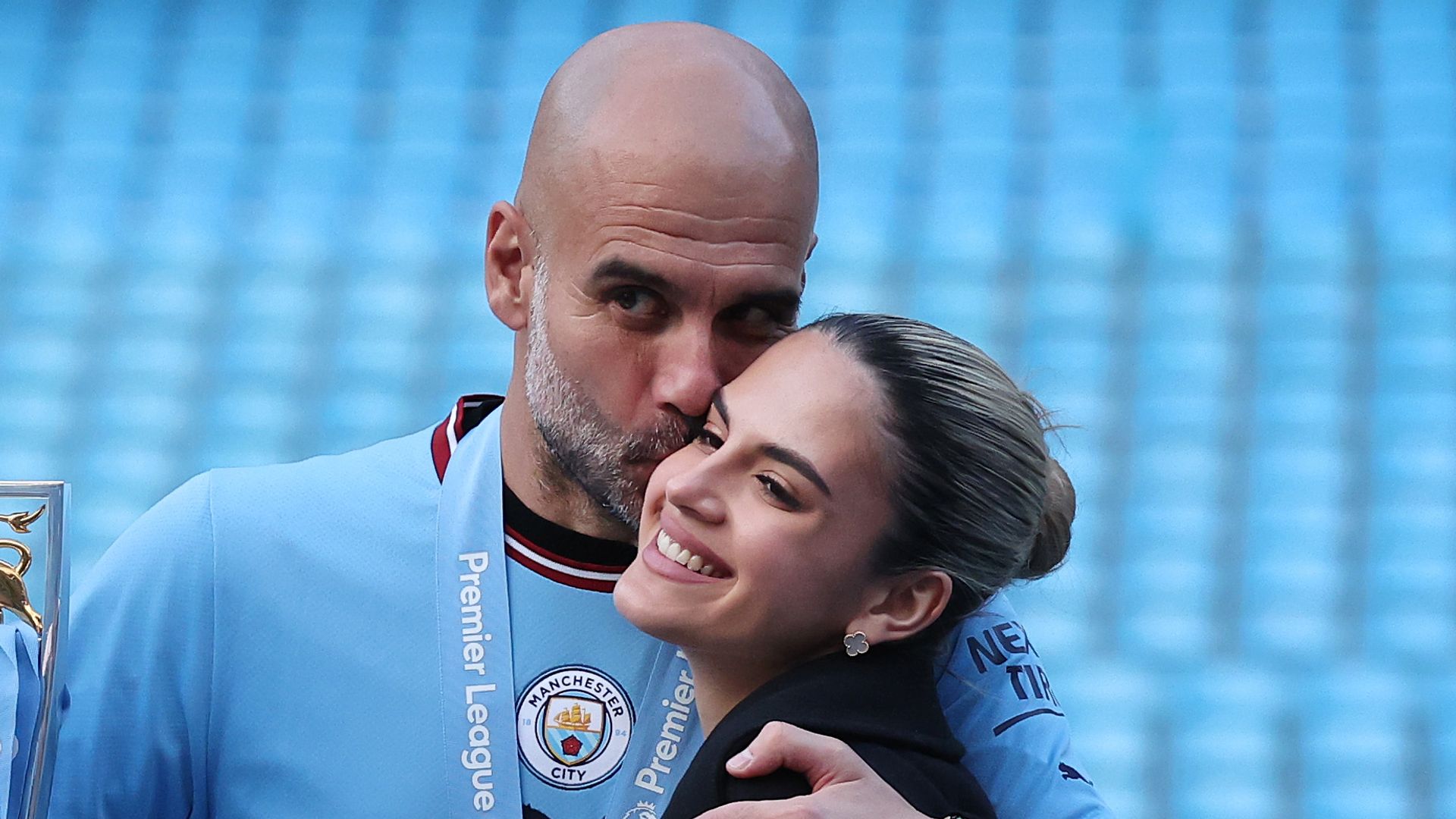 La hija de Pep Guardiola presume con orgullo del último logro de su padre en Manchester