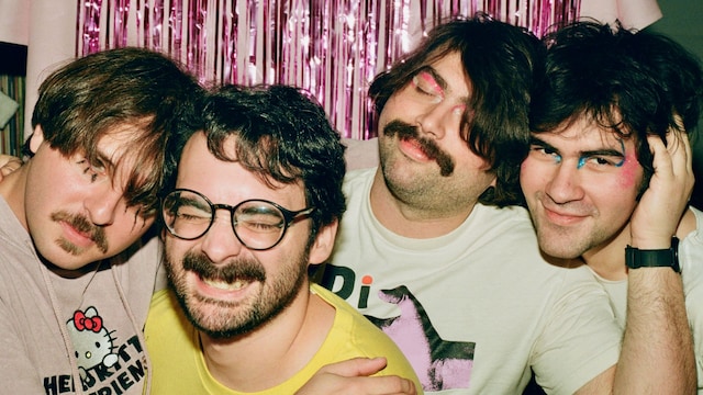 Carlo Barbacci, de MOLD!, nos habla de la historia de la banda y su nuevo sencillo, 'Elevator!'