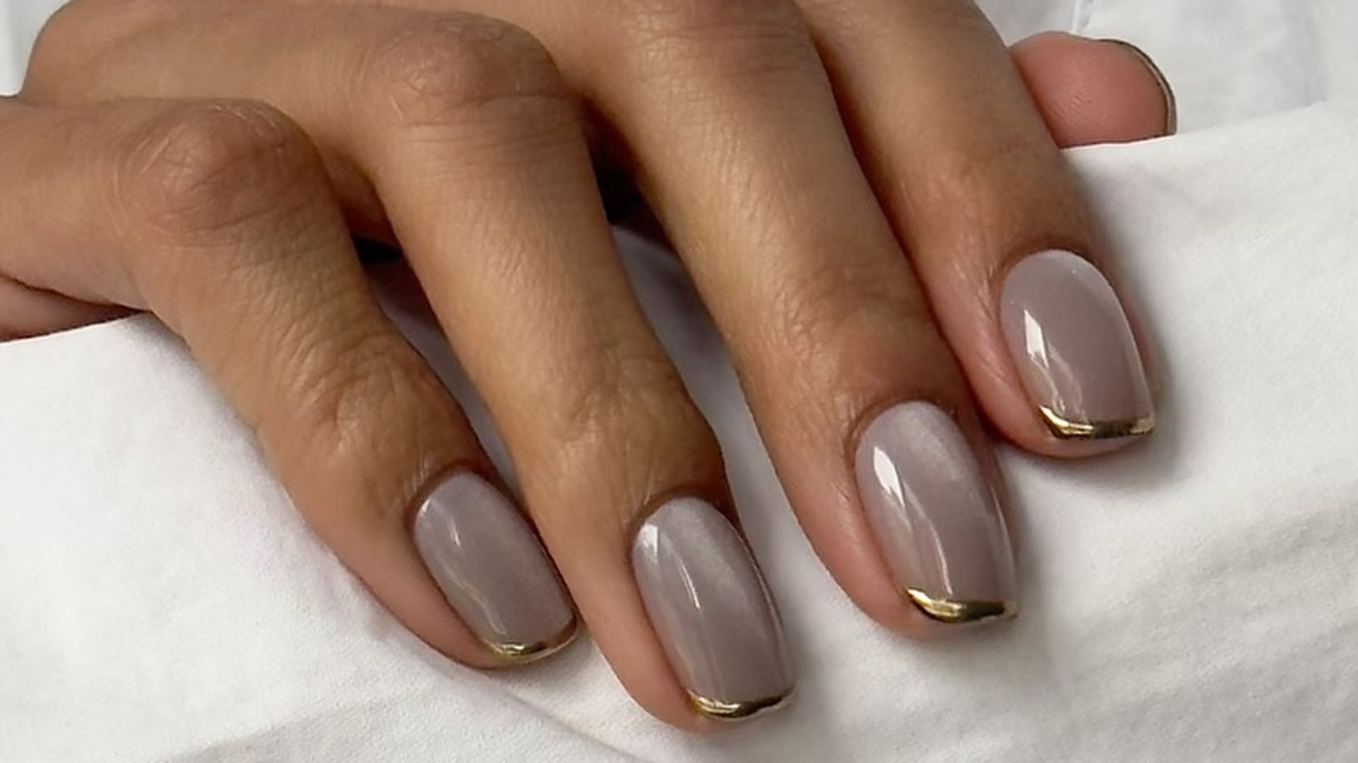Uñas francesas modernas: 12 diseños para salir del clásico y seguir acertando