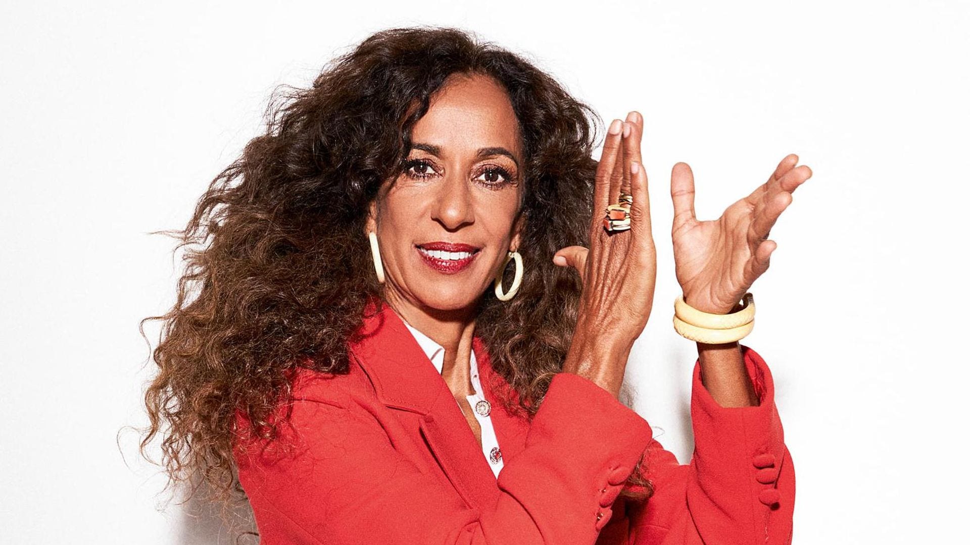Rosario Flores hace balance con ‘¡HOLA!’ de sus 60 años y nos habla de su eterna juventud, sus grandes amores y la memoria de su madre