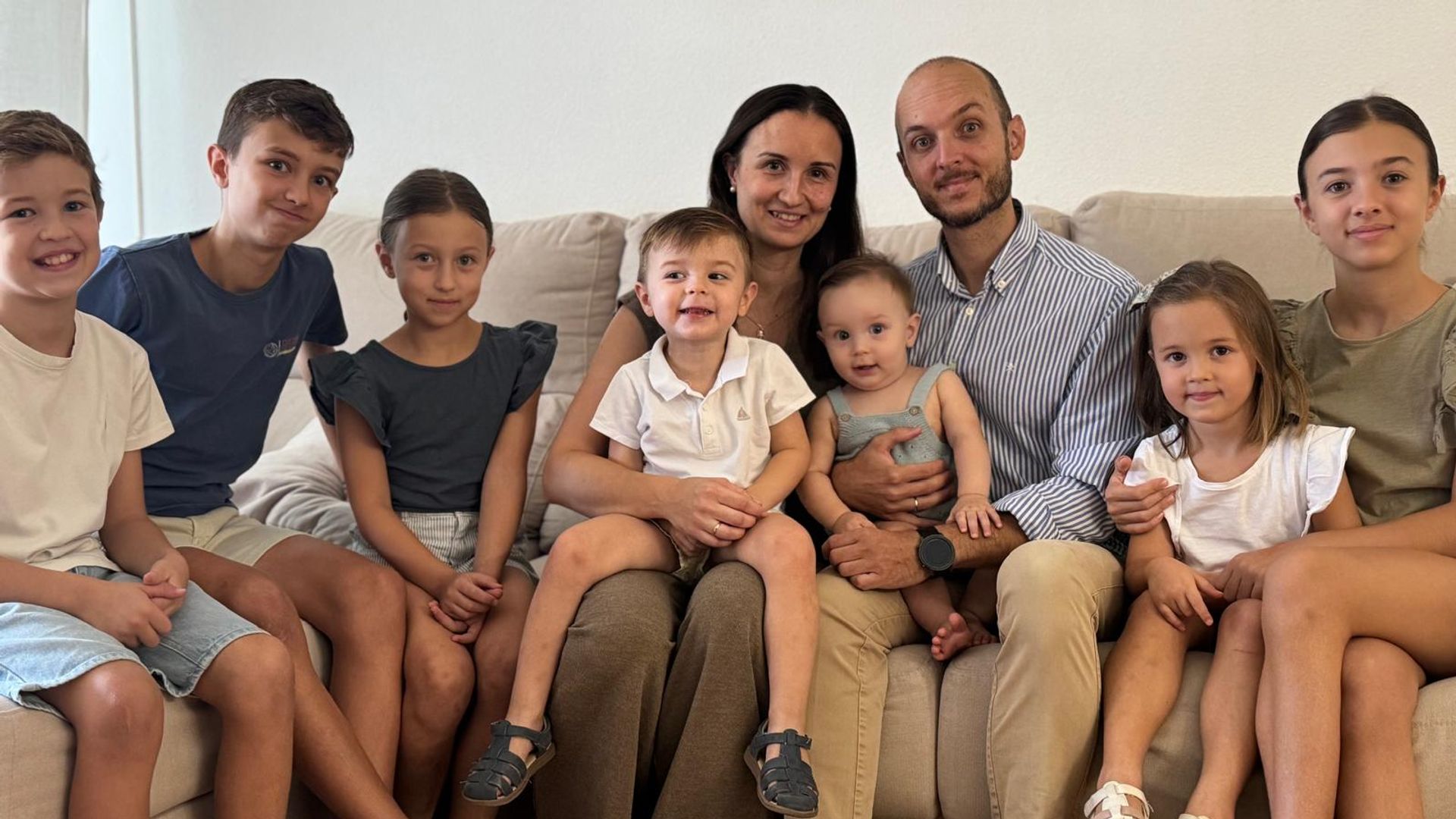 La psicóloga Blanca Vera, junto a su marido, Pedro, y sus siete hijos: Pedro, Blanca, Rodrigo, Carlota, Julia, Jaime y Gonzalo