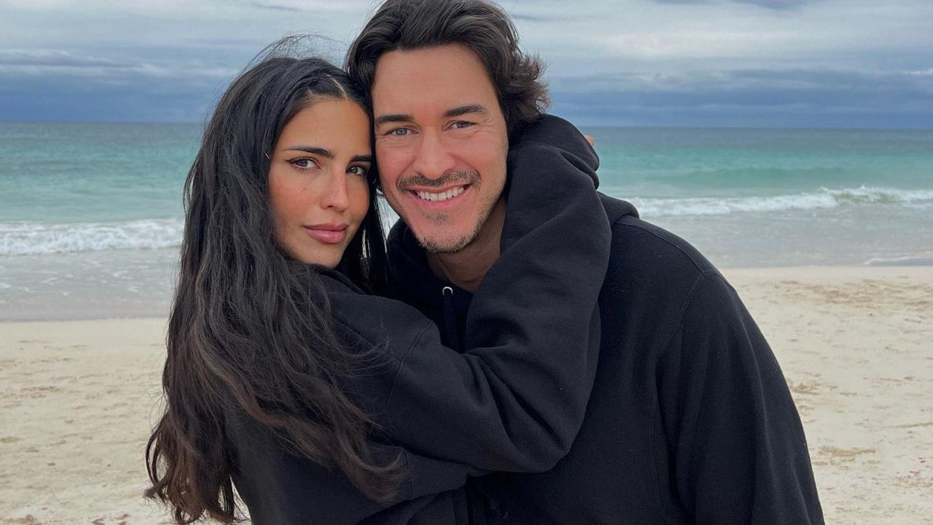 Bárbara de Regil celebra su aniversario de bodas con Fernando Schoenwald