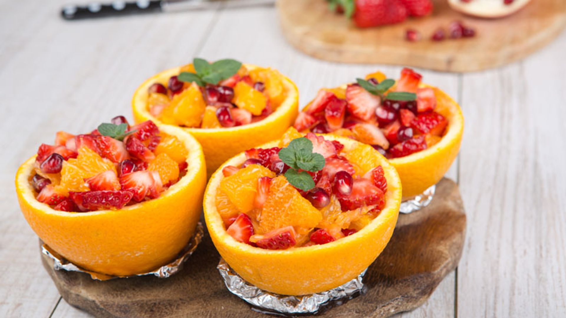 Macedonia de naranja, granada y fresa