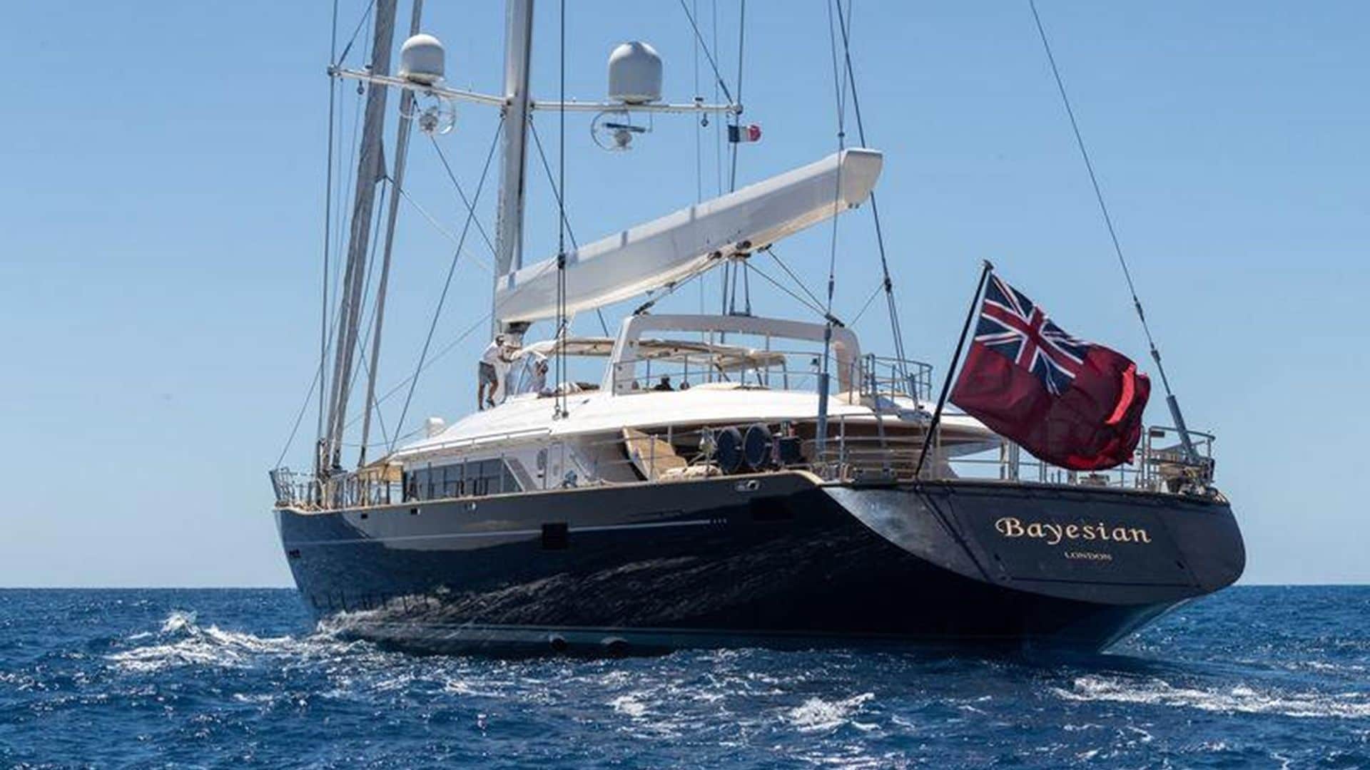 La viuda de Mike Lynch, el magnate británico fallecido en el hundimiento de su yate, se siente atormentada por haber sobrevivido a su marido y su hija