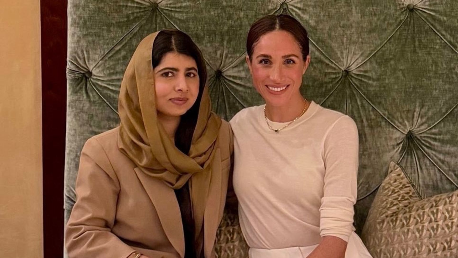 Meghan Markle sostuvo un significativo encuentro con la activista paquistaní Malala Yousafzai el 7 de octubre.