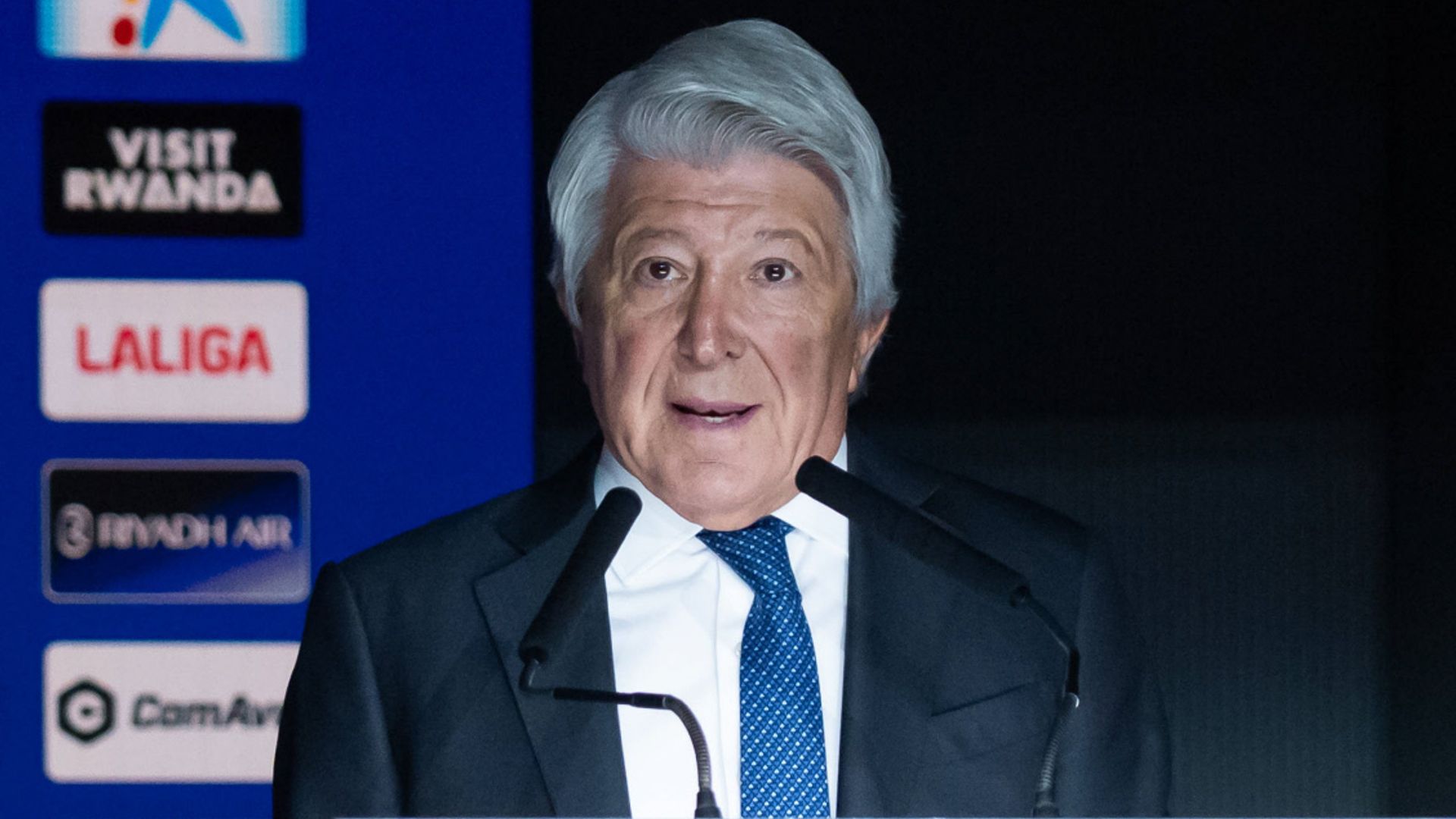 Enrique Cerezo, presidente del Atlético de Madrid, en una rueda de prensa