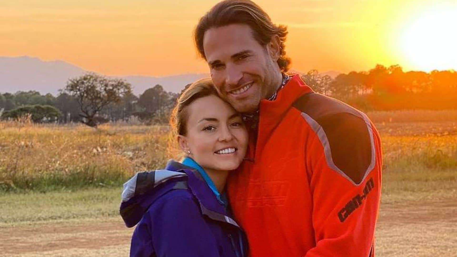Ajena a los rumores, Angelique Boyer presume su amor con Sebastián Rulli