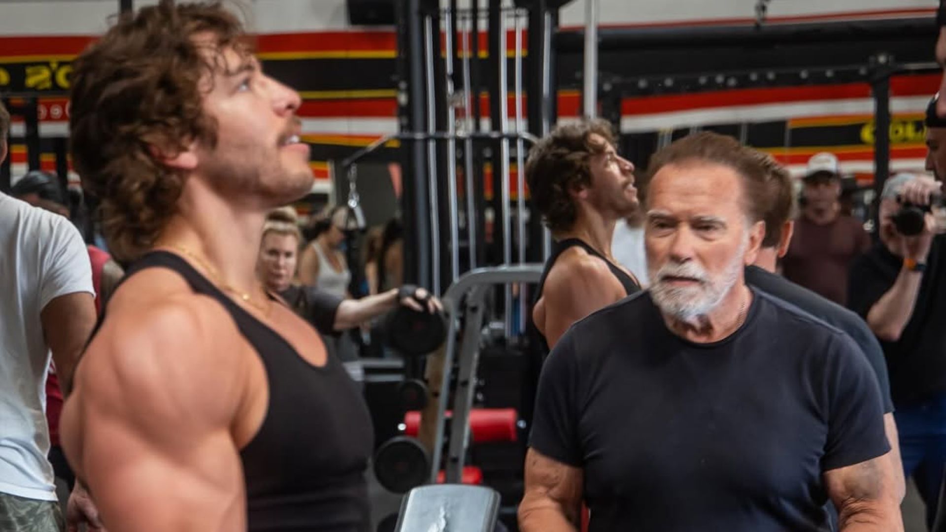 Joseph Baena, el hijo de Arnold Schwarzenegger que es idéntico a él, gana su primera competencia de culturismo