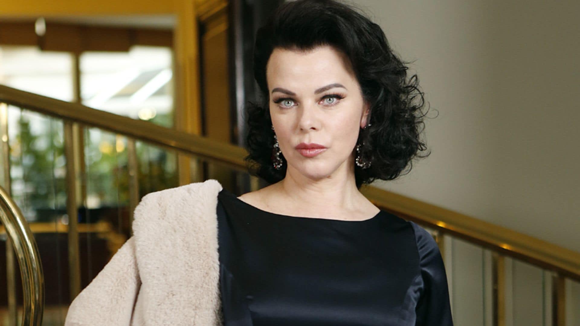 Descubrimos los 7 secretos de Debi Mazar, la nueva 'Ava Gardner' que dará mucho que hablar