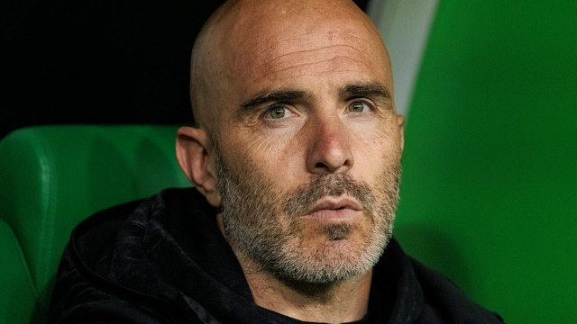 WROCLAW, POLAND - MAY 28: Chelsea Head Coach Enzo Maresca looks on during the UEFA Conference League Final 2025 between Real Betis Balompie and Chelsea FC at Stadion Wroclaw on May 28, 2025 in Wroclaw, Poland. (Photo by Maciej Rogowski/Eurasia Sport Images/Getty Images)