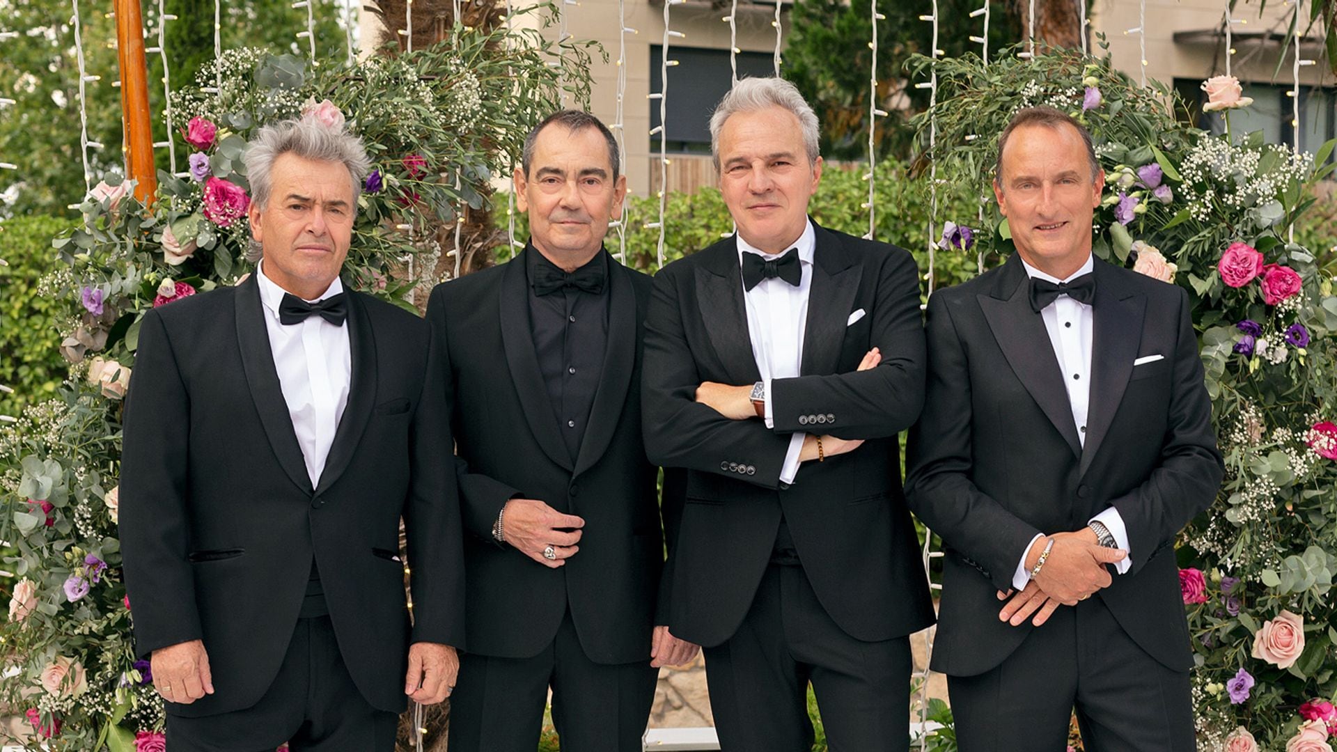 HOLA 4174 DAVID SUMMERS EN SU BODA CON LA BANDA DE HOMBRES G