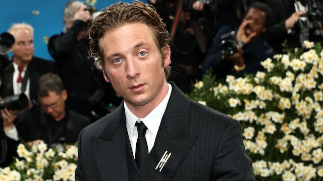 Jeremy Allen White en la MET Gala 2025