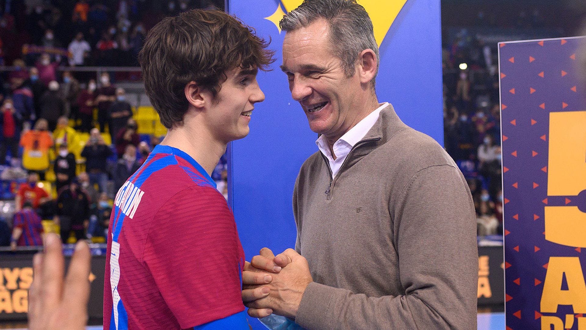 Iñaki Urdangarin, feliz y orgulloso de su hijo en su reaparición tras obtener la libertad condicional