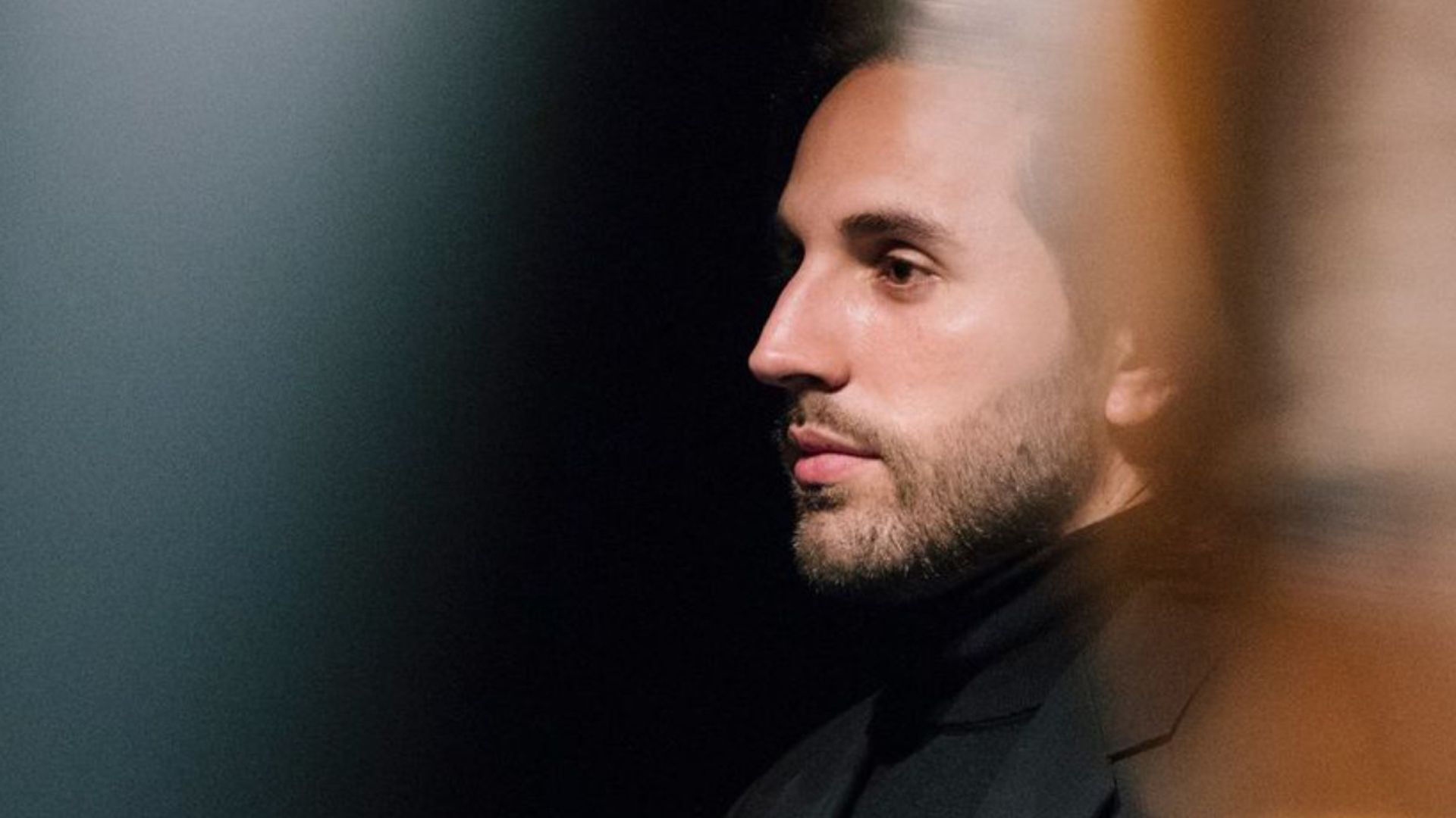 El pianista y compositor Hugo Selles estrena 'Melancholic Miniatures', su tercer disco de estudio