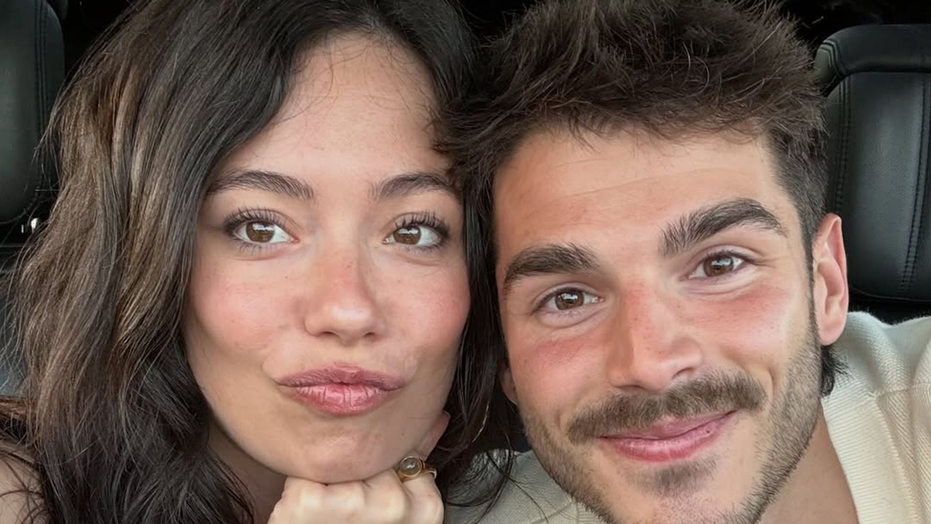 Anna Castillo y Álvaro Mel disparan los rumores de boda con un espectacular anillo de compromiso: "Te amo"