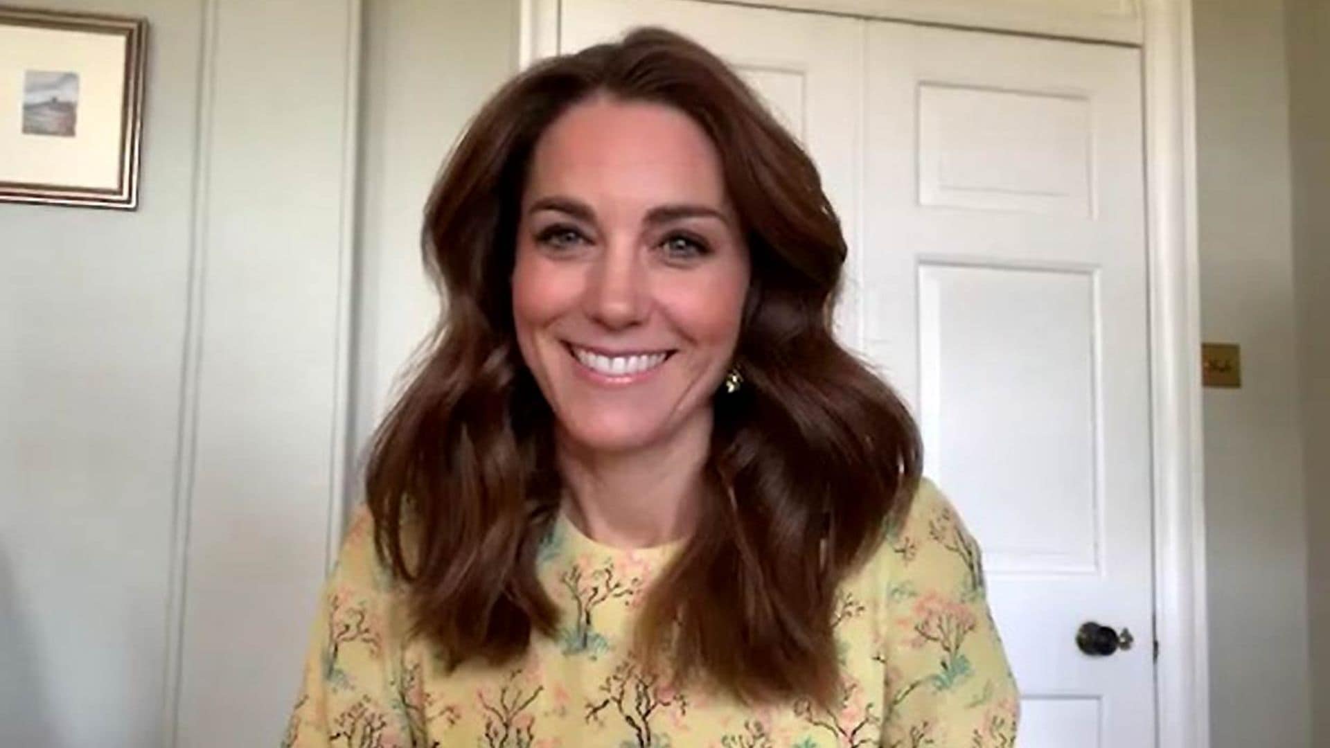 ¡Lo ha vuelto a hacer! Kate estrena un vestido de flores que hace tipazo