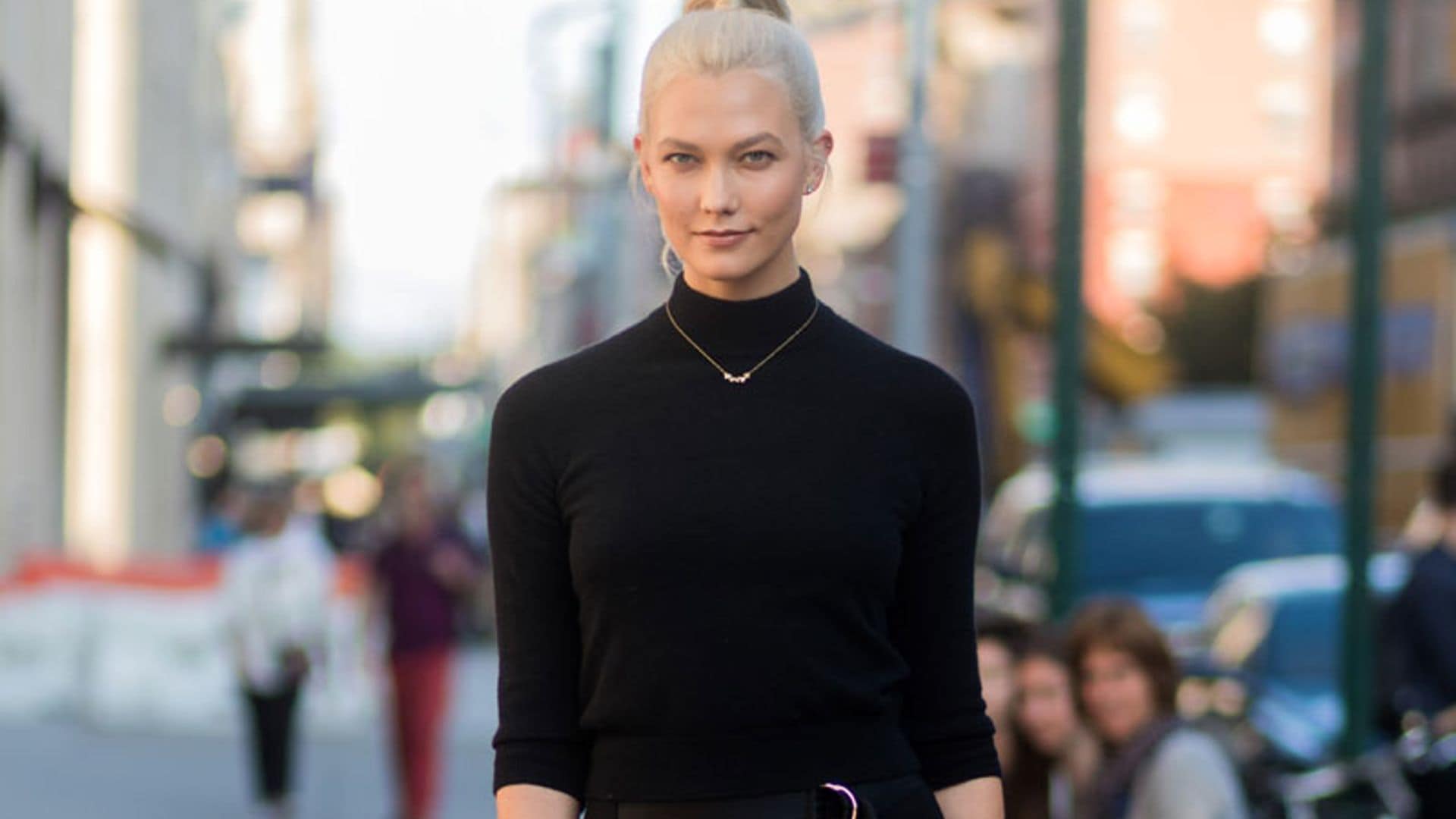 ¿Te gustaría ir a una fiesta en casa de Karlie Kloss junto a sus amigas supermodelos?