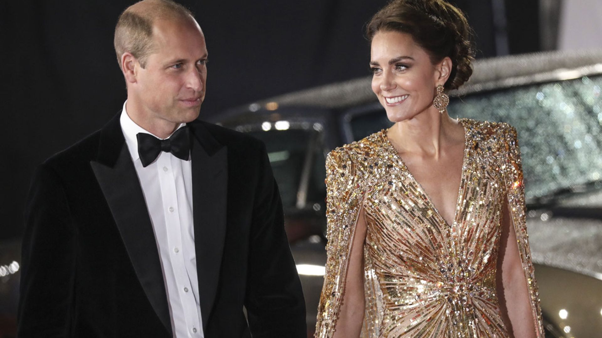 Kate se baña en lentejuelas doradas para su gran regreso a la alfombra roja