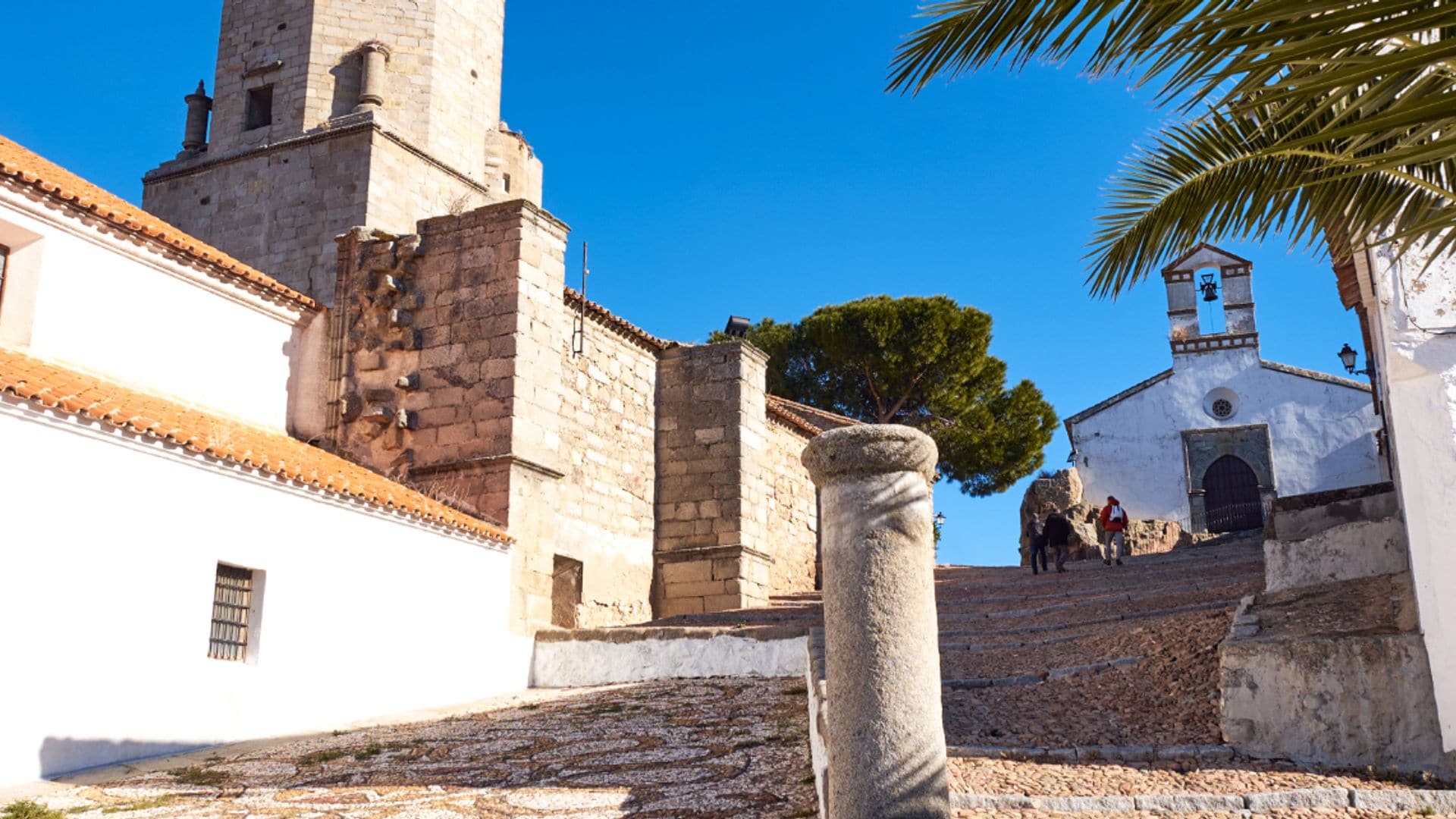La preciosa comarca de Andalucía que combina jamón ibérico, pueblos blancos, dehesas y noches estrelladas
