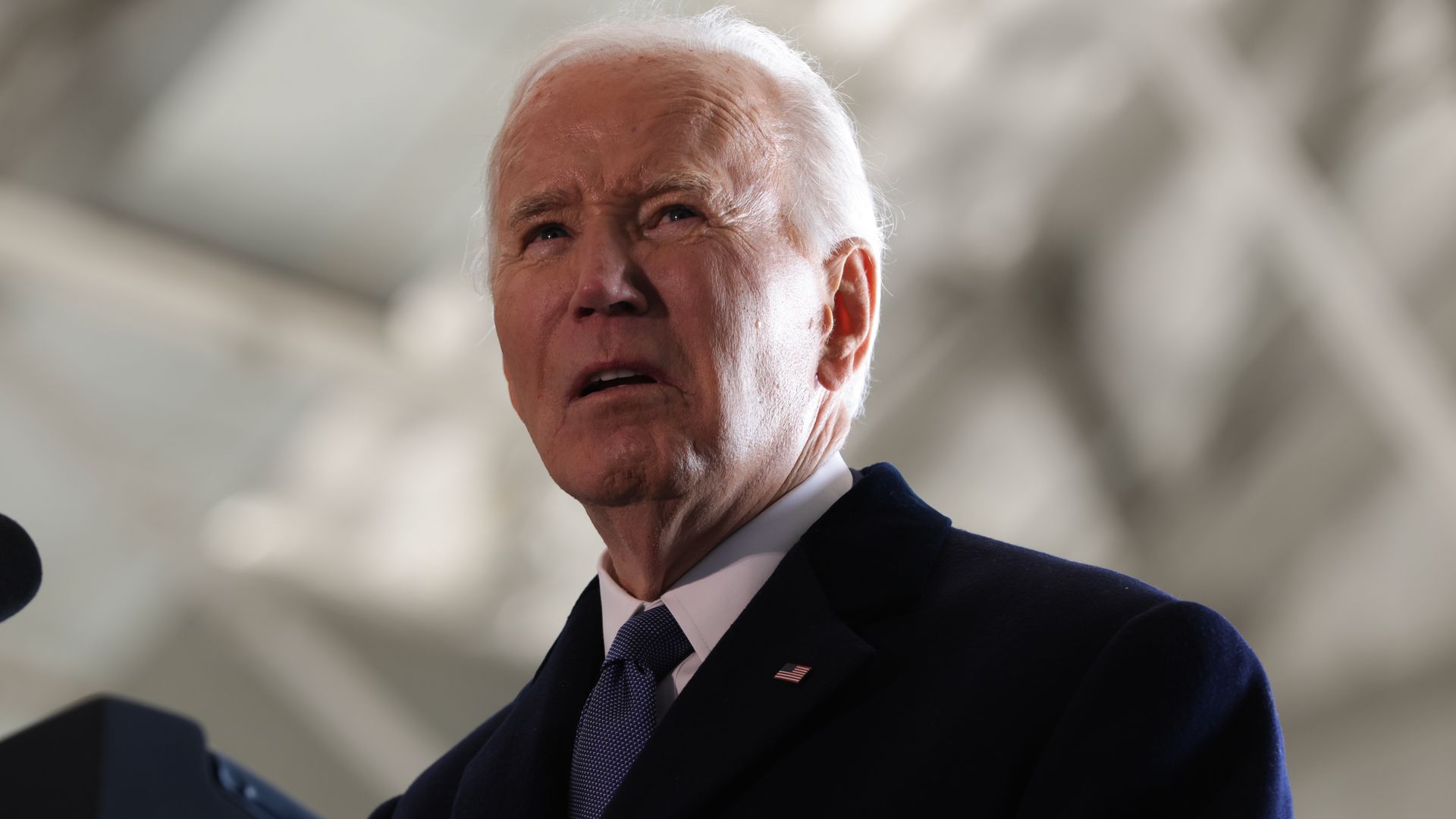 El Presidente Joe Biden en la Base Andrews en junio de 2025. 