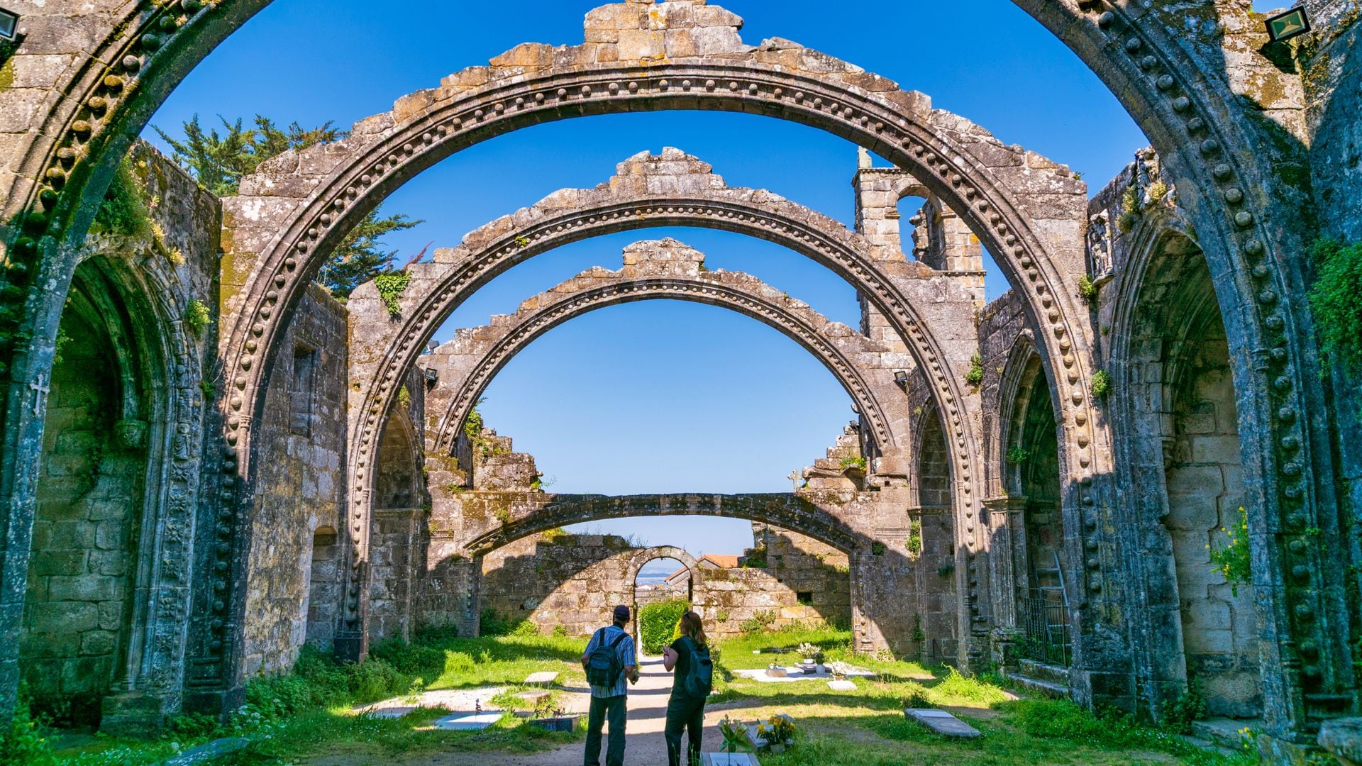 Cómo disfrutar de un fin de semana en la costa gallega entre pazos, bodegas de albariño y vistas al mar