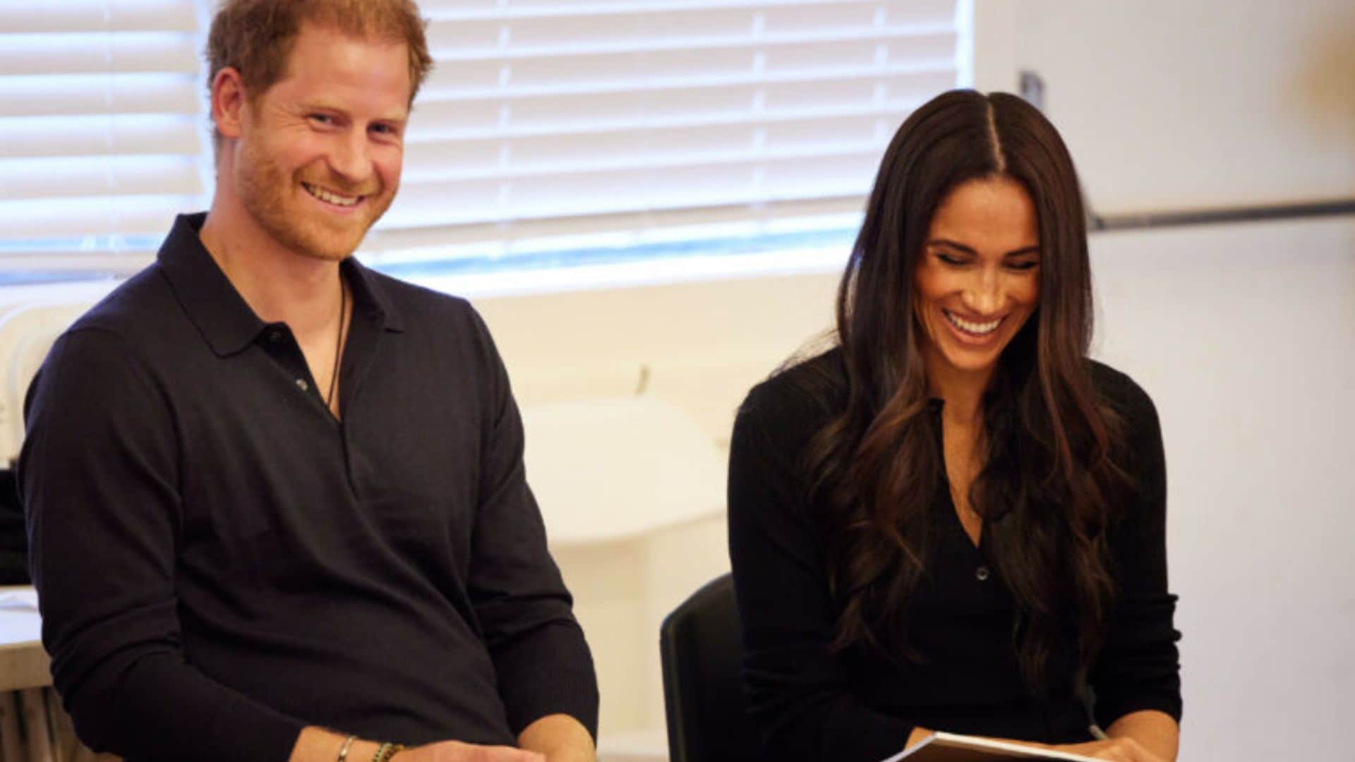 Los duques de Sussex contraatacan después de tres semanas sin dejarse ver en un acto con tintes 'royal'