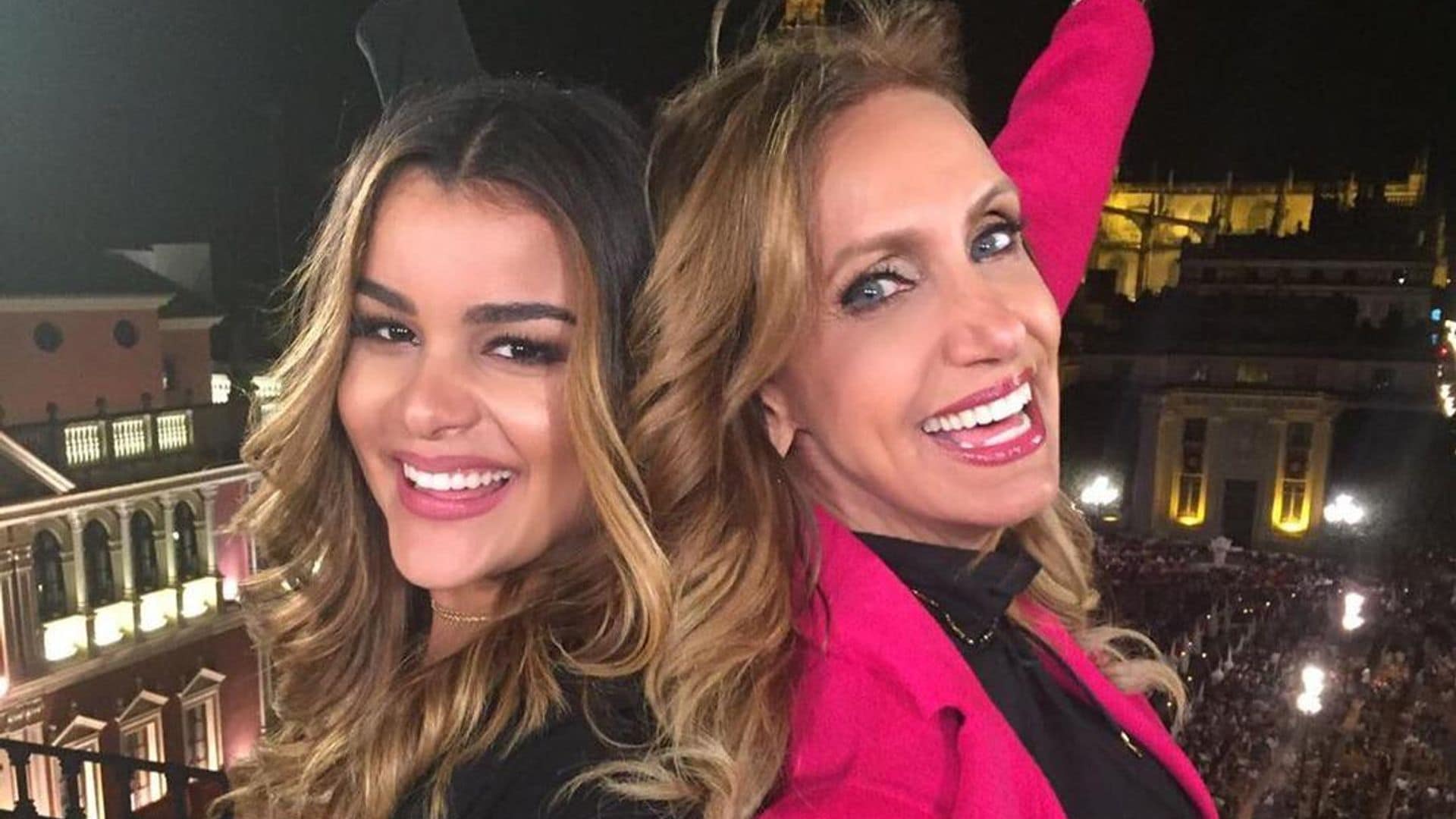 Lili Estefan y Clarissa Molina encienden las redes con su posado en traje de baño