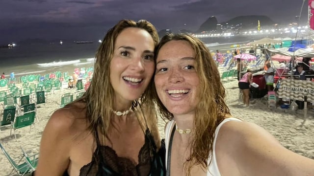 Angélica Castro y su hija Laura de la Fuente
