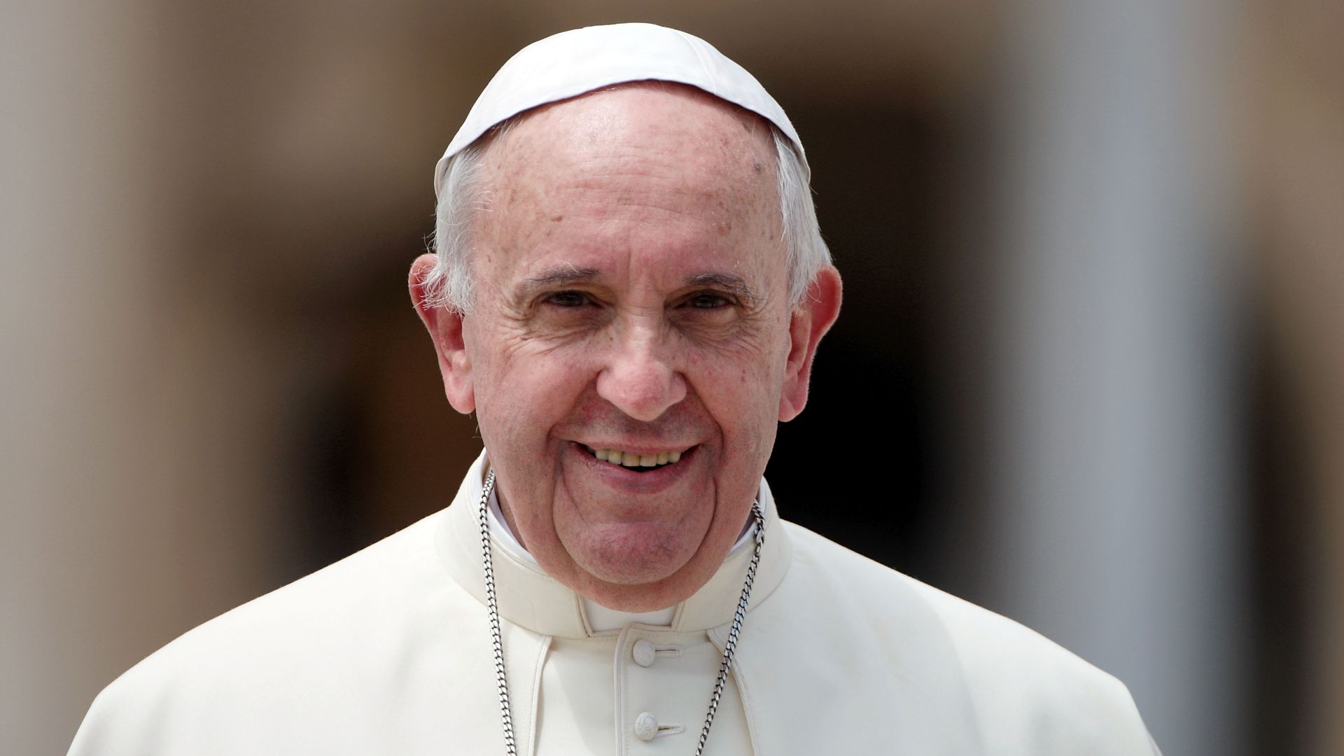 El anillo del Papa: la joya más misteriosa del mundo