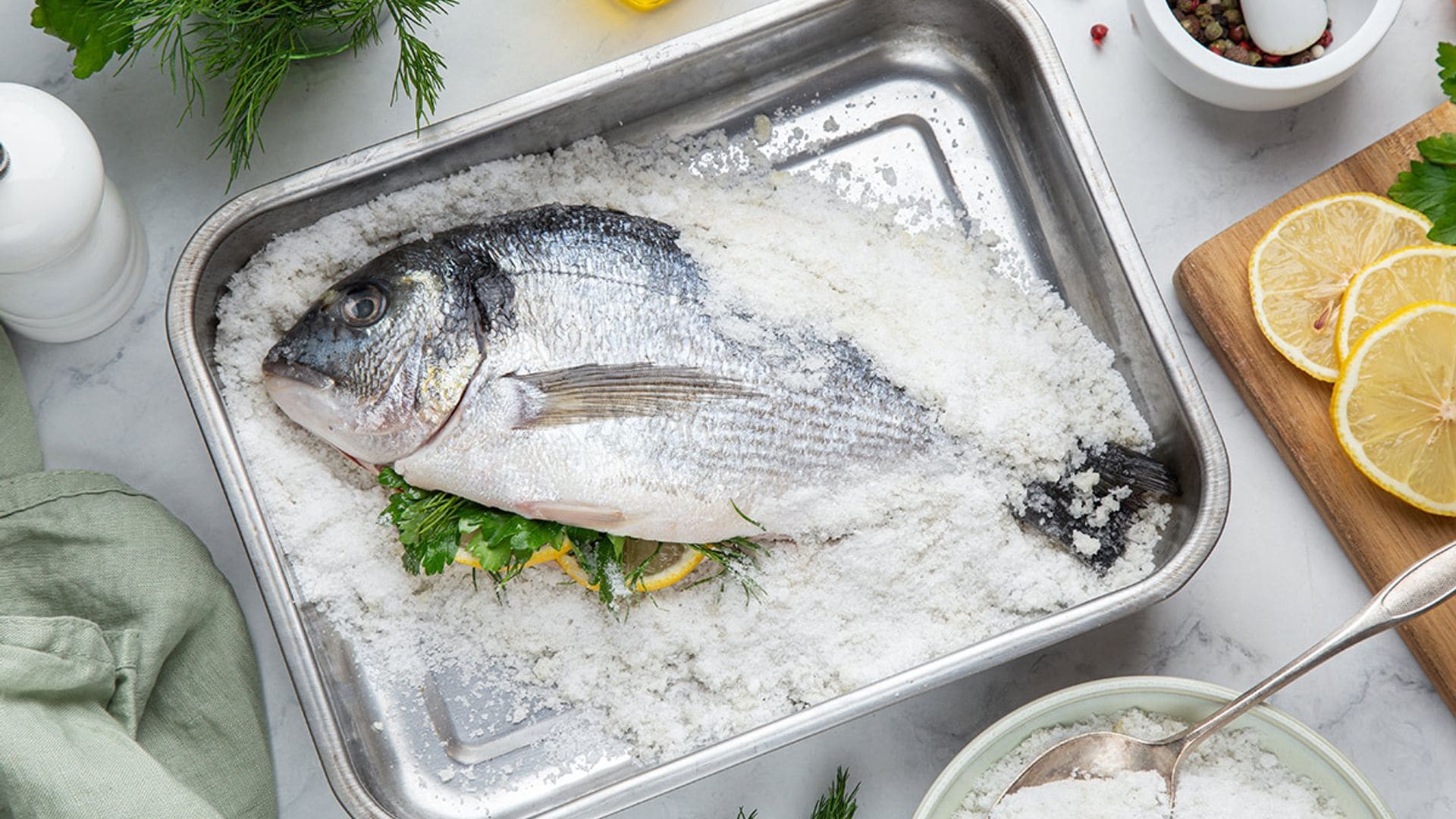 Cómo hacer dorada a la sal, receta fácil