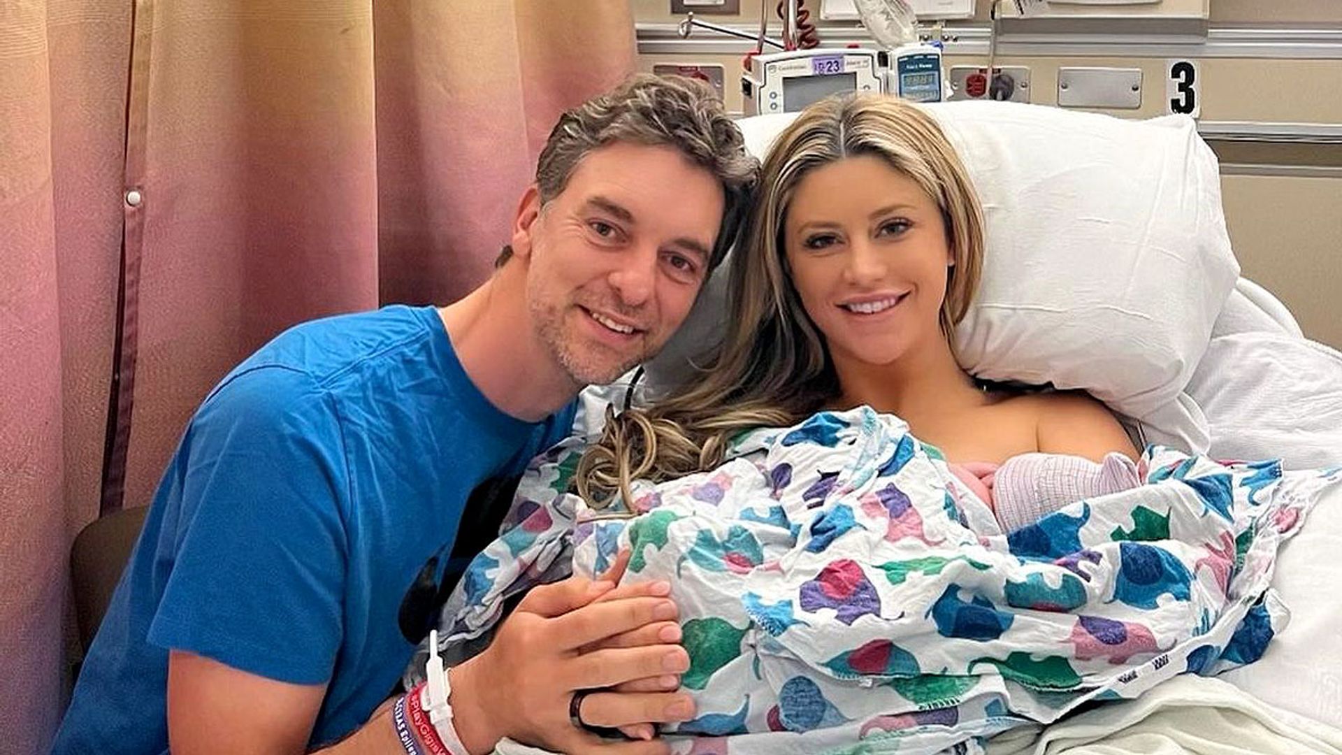 Así ha sido el emotivo encuentro de la hija de Pau Gasol y Cat McDonnell con su hermanito recién nacido