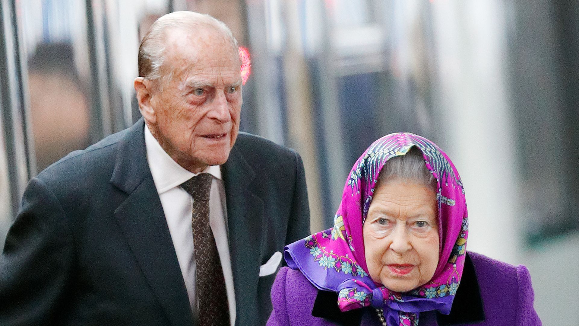 El príncipe Felipe y la reina Isabel 