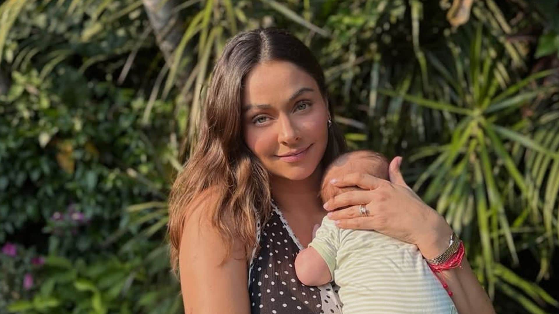 Con fotos inéditas, Claudia Martin comparte cómo han sido sus primeras semanas como mamá