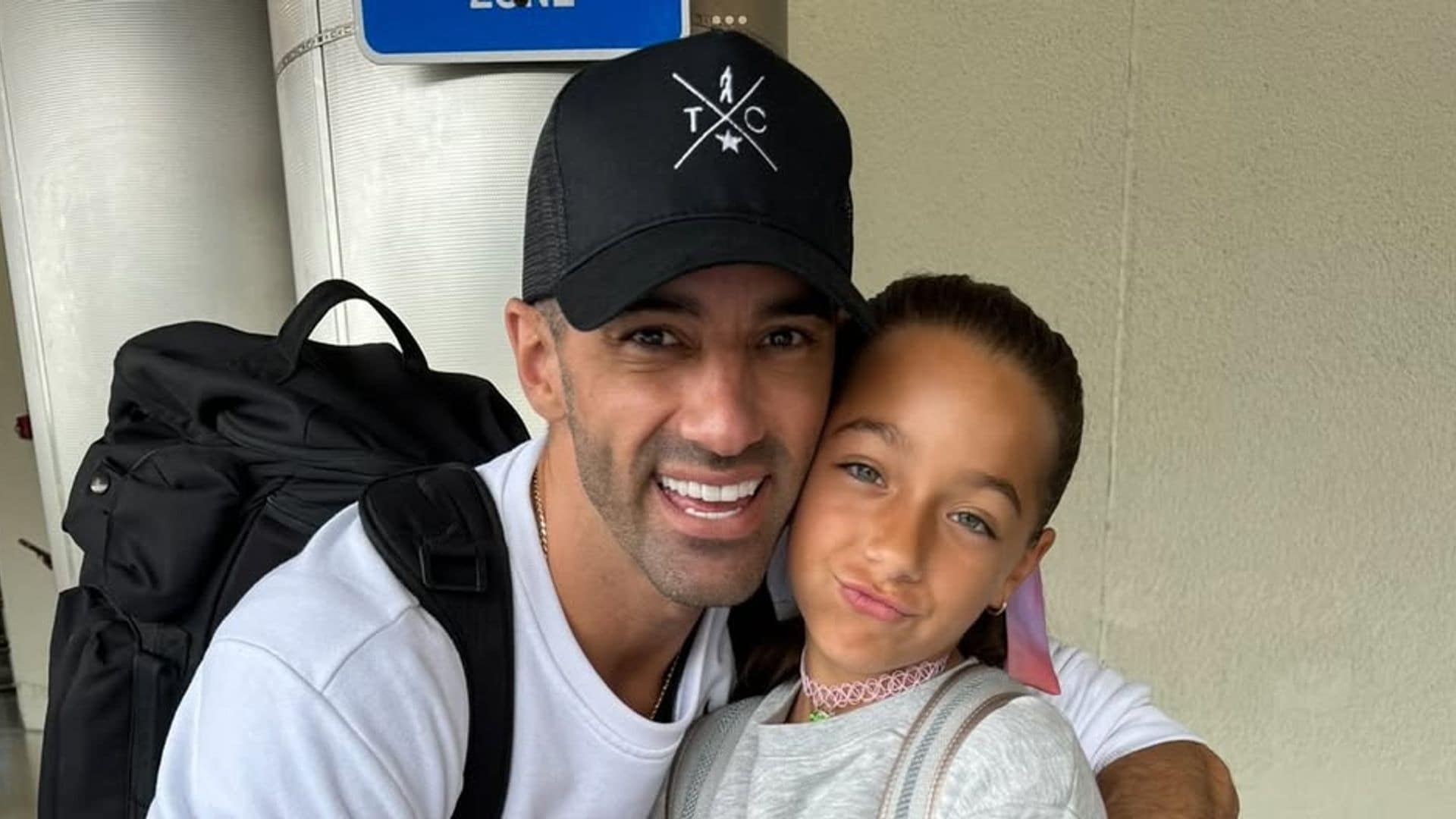 Alaïa deslumbra con un nuevo estilo durante sus vacaciones con su papá, Toni Costa