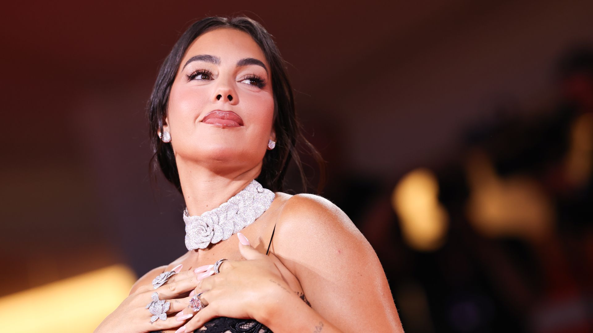 Georgina Rodríguez deslumbra en Venecia con su impactante anillo de compromiso