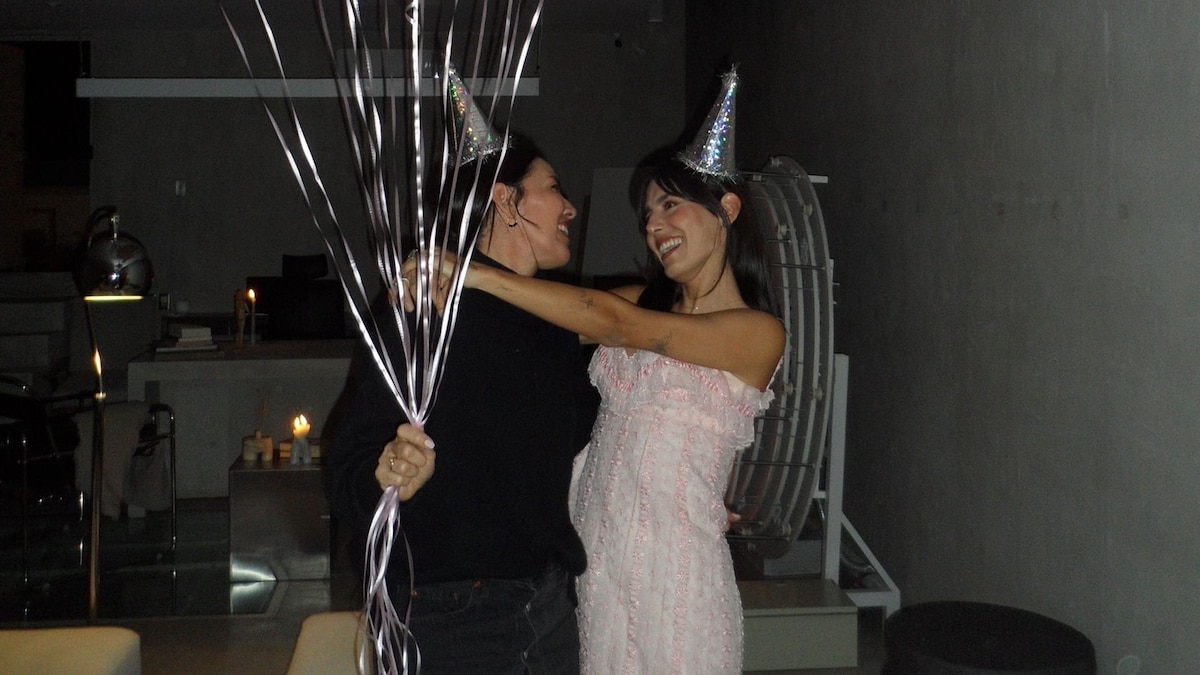 Camila Valero reúne a sus padres en el íntimo festejo de su cumpleaños