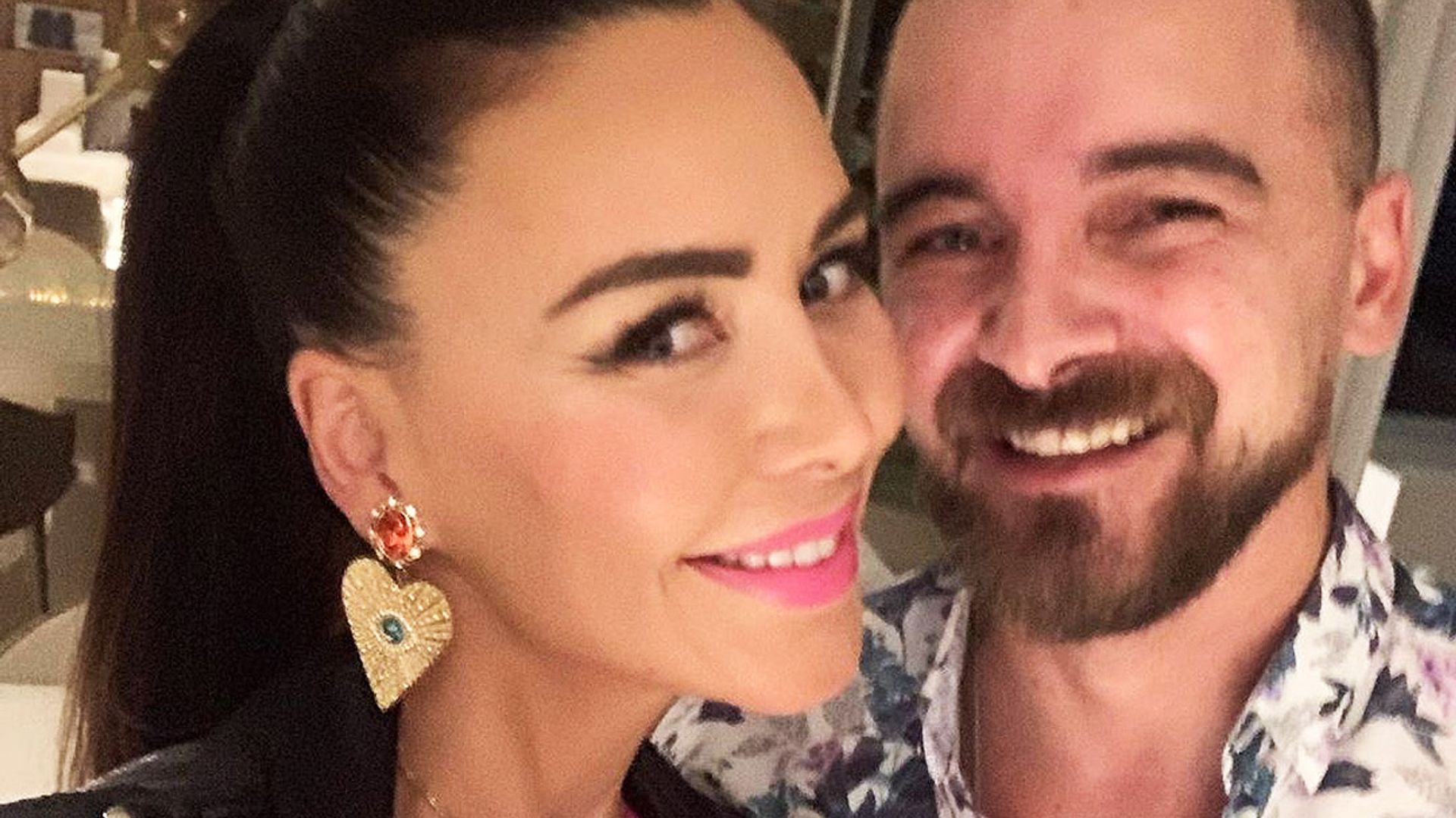 Vania Millán anuncia su boda con Julián Bayón: 'Sí, sí y mil veces sí'