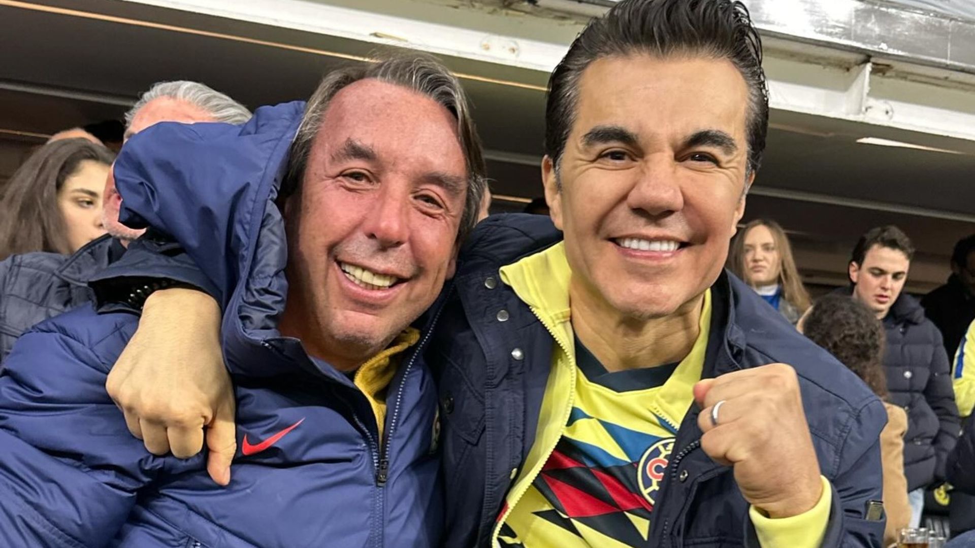 La emocionante celebración de Adrián Uribe junto a Emilio Azcárraga por el campeonato del América
