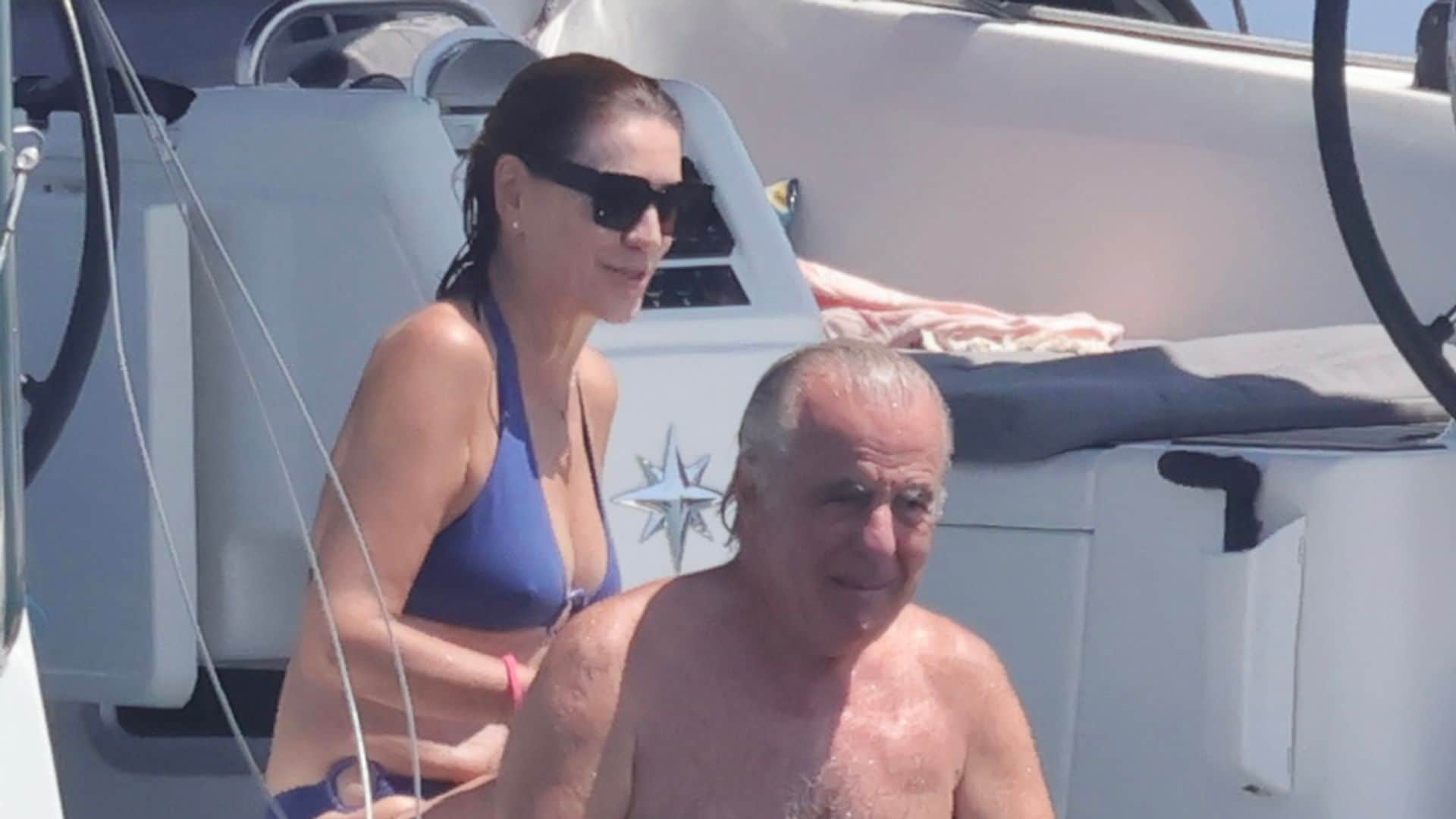 EXCLUSIVA. María Dolores de Cospedal y Fernando Portillo: las fotos que demuestran que su relación se consolida (con Ana Cristina como testigo)