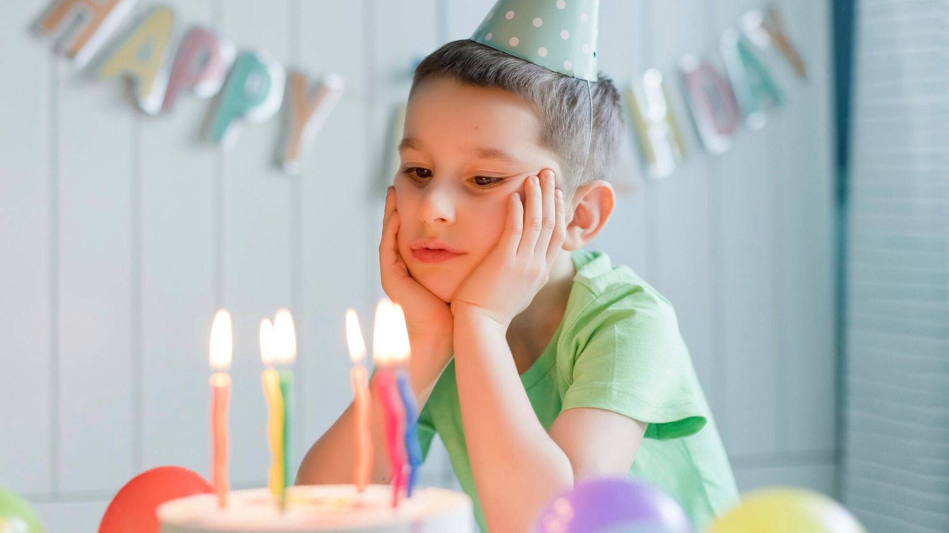 ‘A mi hijo no lo invitan a ningún cumpleaños‘: ¿qué hacer en estos casos?