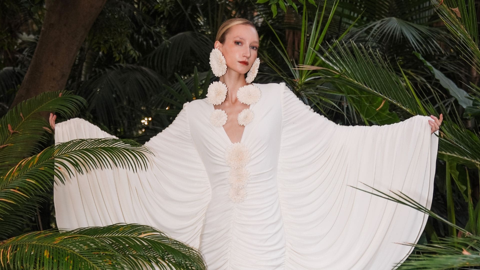 Mariano Moreno, diseñador: "Hoy en día, la novia que no se transforma en su boda no es nadie"