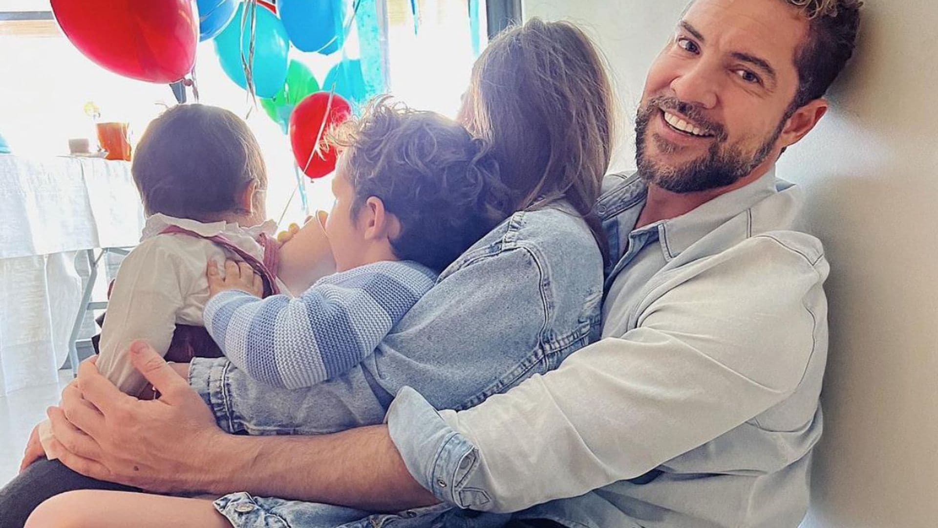 Tras la localización de su hermano, David Bisbal recupera la sonrisa en el cuarto cumpleaños de su hijo