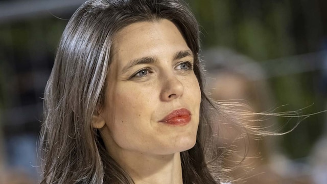 carlota casiraghi labios