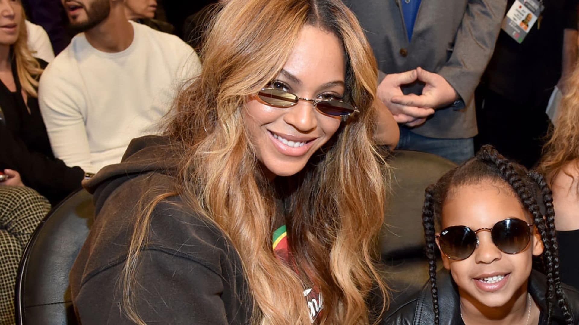 Beyoncé muestra el increíble parecido que tiene con su hija Blue Ivy, ¡son igualitas!