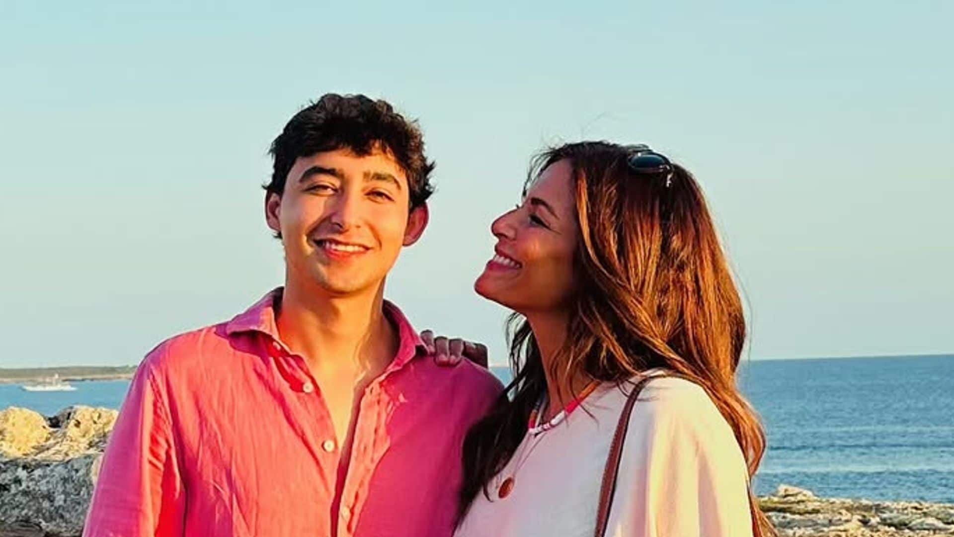 Nuria Roca felicita a su hijo mayor a miles de kilómetros de distancia en su cumpleaños
