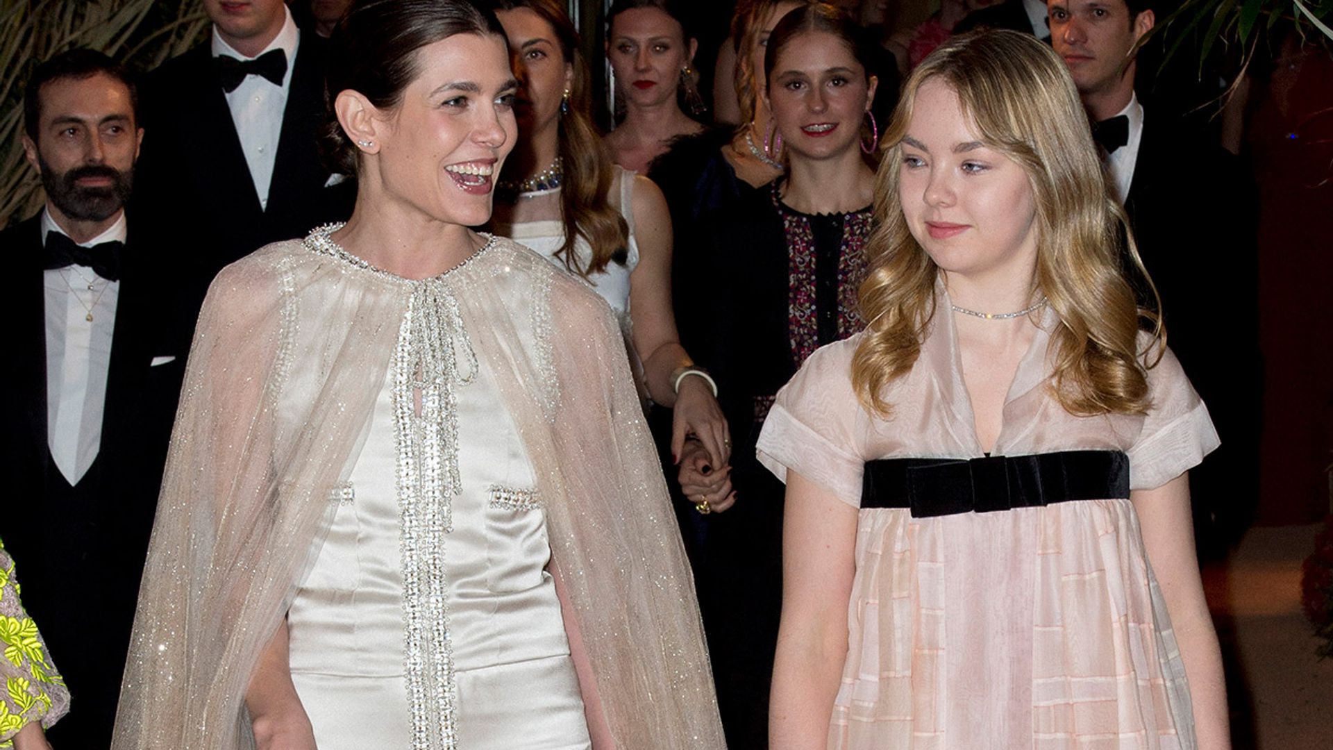 Tres tendencias de novia 2021 a las que Carlota Casiraghi se anticipó