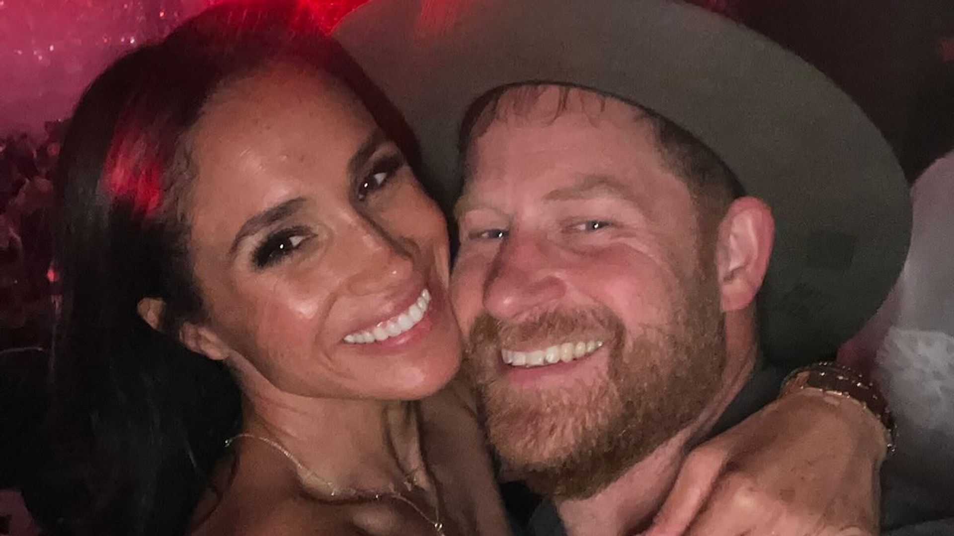 Meghan Markle y el príncipe Harry en el concierto de Beyoncé en mayo de 2025.