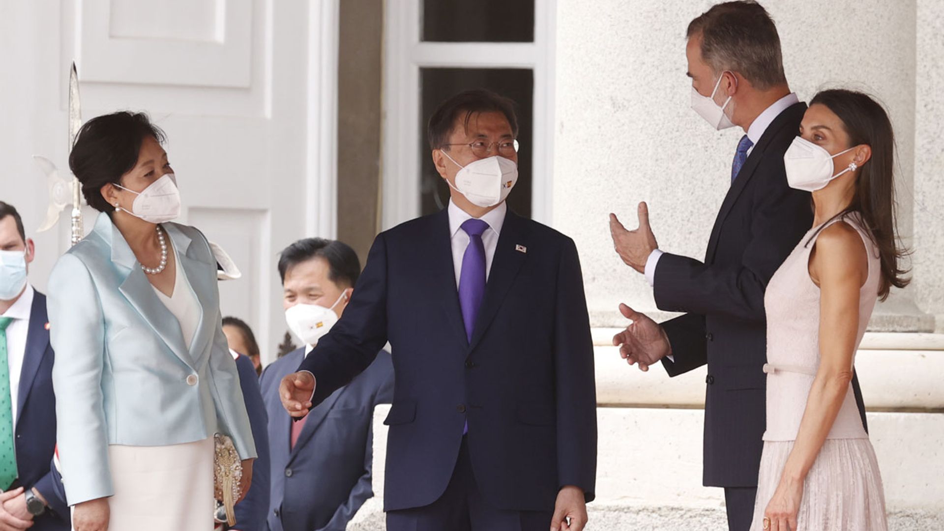 Símbolo de historia y tradición: los regalos que han intercambiado los Reyes con el presidente surcoreano
