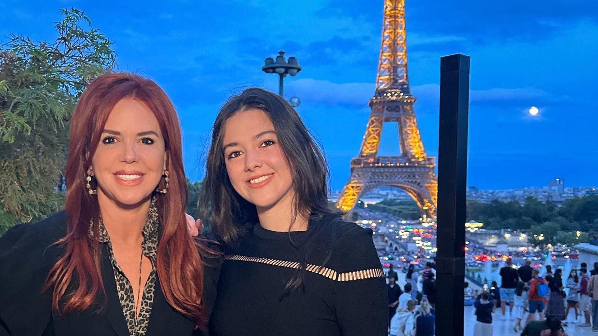 María Celeste Arrarás y su hija disfrutan de un inolvidable viaje a París